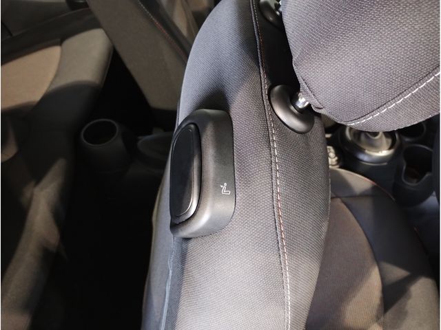 BMW MINI ONE 2023 Image 31