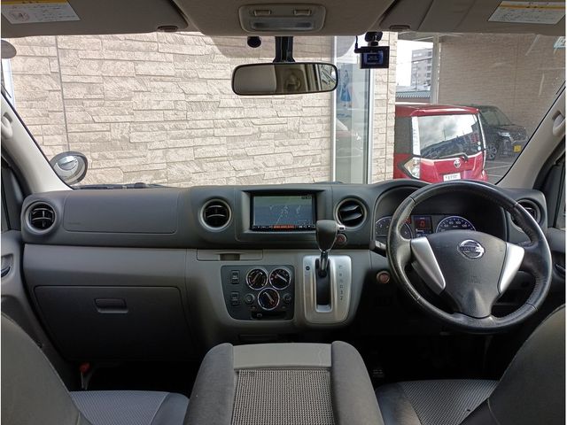 NISSAN NV350 CARAVAN 4WD 2013 Image 31