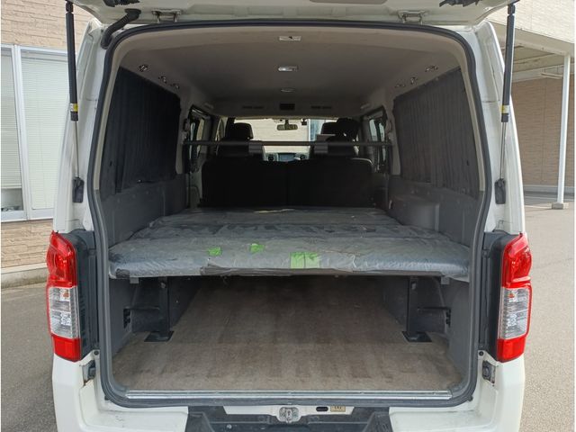 NISSAN NV350 CARAVAN 4WD 2013 Image 31