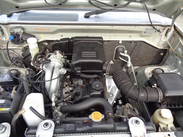 MITSUBISHI PAJERO MINI 2012 Image 31