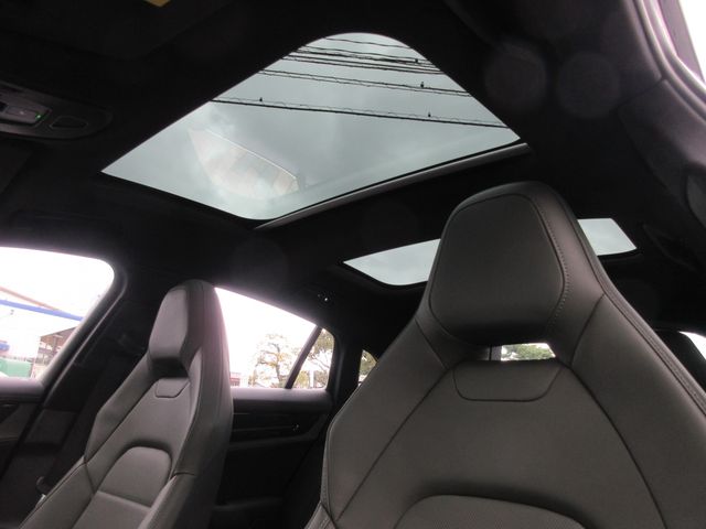 PORSCHE PANAMERA 2025 Image 31