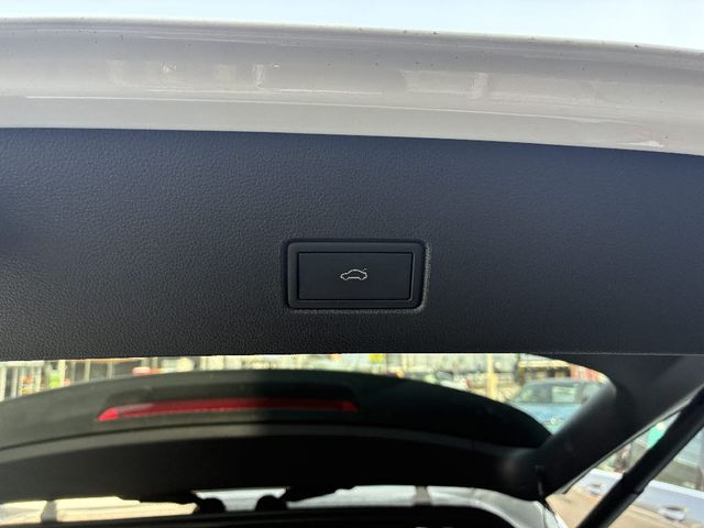 VOLKSWAGEN T-ROC 2021 Image 31