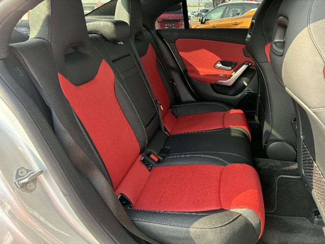 MERCEDES BENZ CLA CL 2021 Image 31