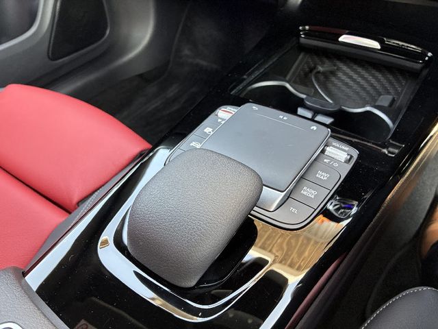 MERCEDES BENZ CLA CL 2021 Image 31