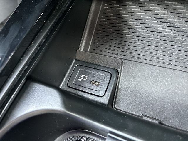 MERCEDES BENZ CLA CL 2021 Image 31