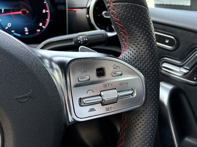 MERCEDES BENZ A CLAS 2019 Image 31