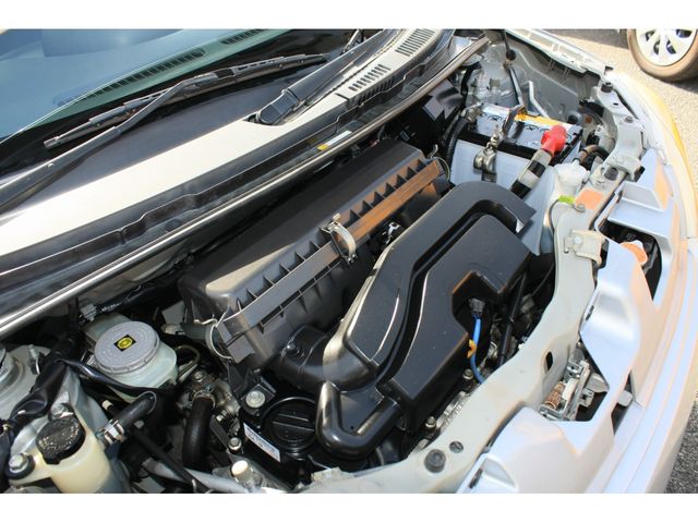 DAIHATSU ESSE 2011 Image 31