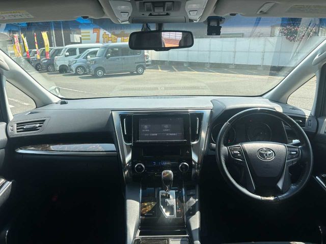 TOYOTA VELLFIRE 2015 Image 31