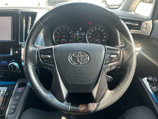 TOYOTA VELLFIRE 2015 Image 31