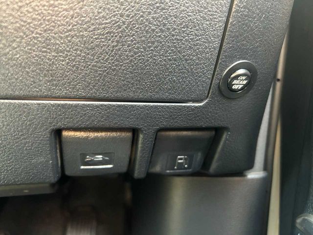 TOYOTA VELLFIRE 2015 Image 31