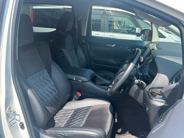 TOYOTA VELLFIRE 2015 Image 31