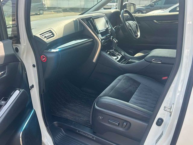 TOYOTA VELLFIRE 2015 Image 31