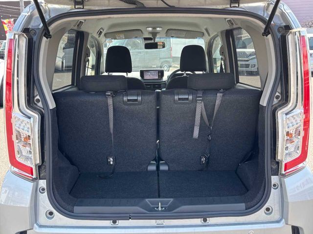 DAIHATSU MOVE CUSTOM 2015 Image 31