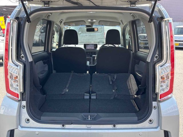 DAIHATSU MOVE CUSTOM 2015 Image 31