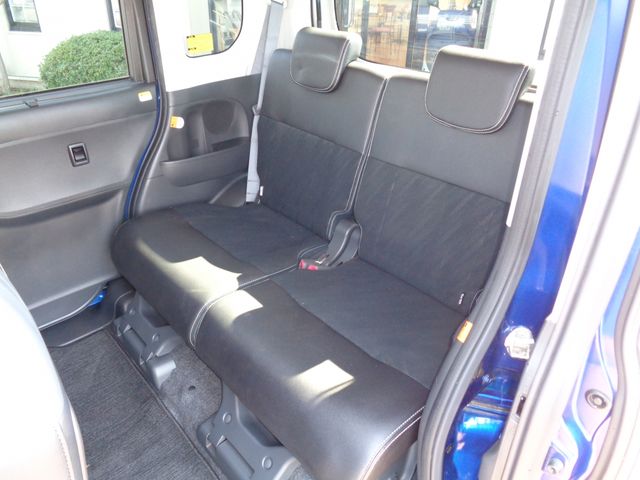 DAIHATSU TANTO CUSTOM 4WD 2016 Image 31