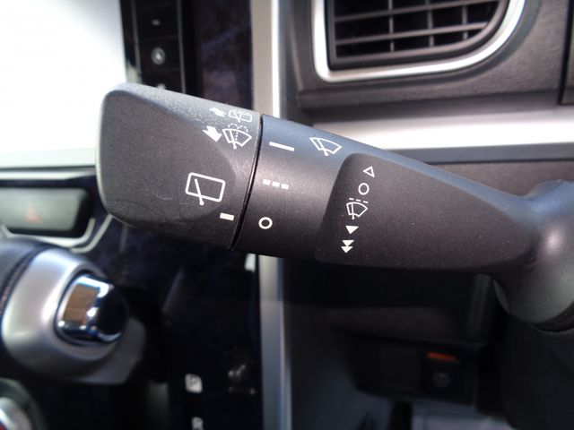 DAIHATSU TANTO CUSTOM 4WD 2016 Image 31