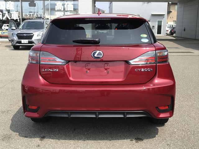 TOYOTA LEXUS CT200H 2017 Image 31