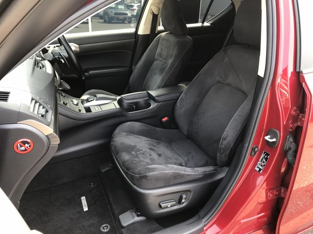 TOYOTA LEXUS CT200H 2017 Image 31