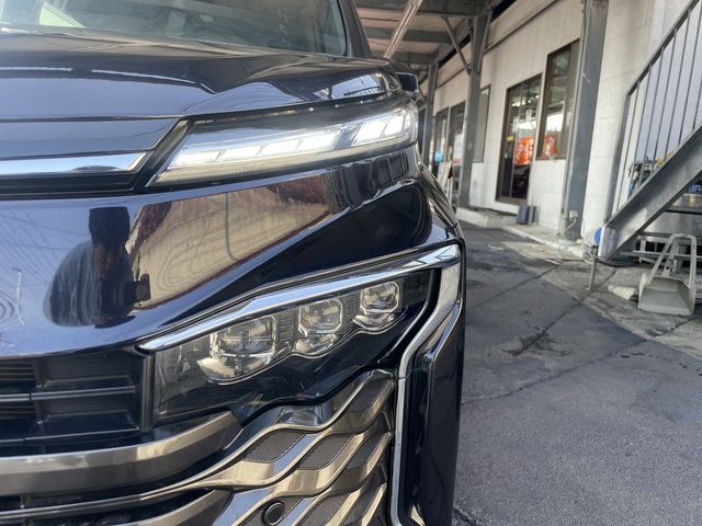 TOYOTA VOXY 2023 Image 31