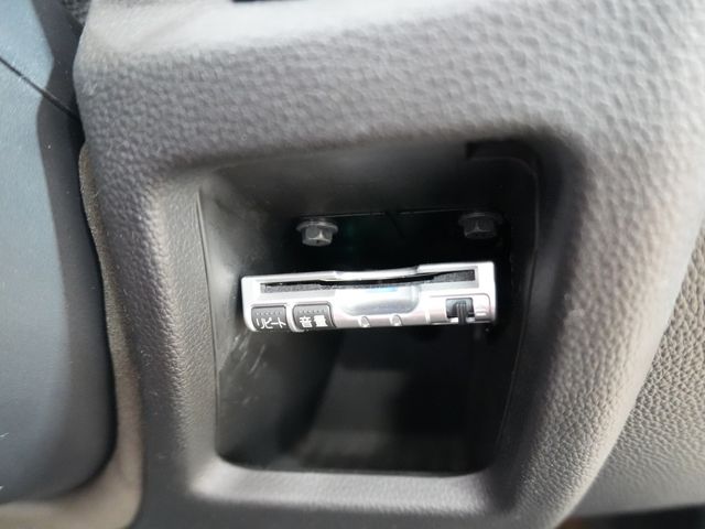 BMW 1SERIES OPEN 2008 Image 31