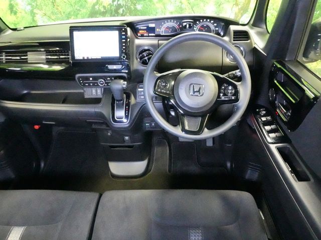 HONDA N BOX CUSTOM 2022 Image 31