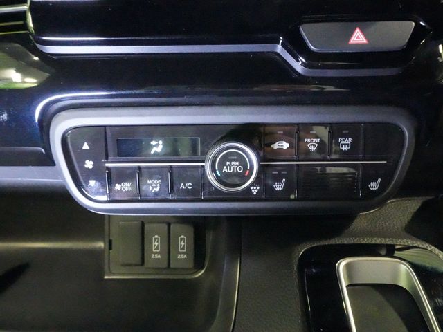 HONDA N BOX CUSTOM 2022 Image 31