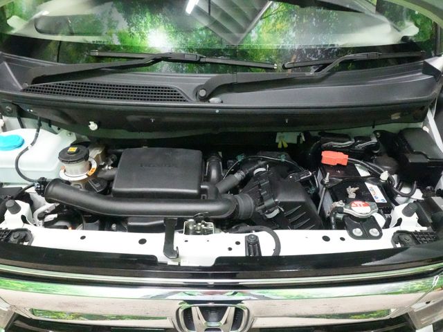 HONDA N BOX CUSTOM 2022 Image 31