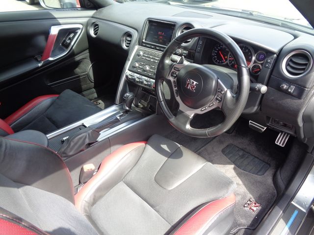 NISSAN GT-R 2009 Image 31