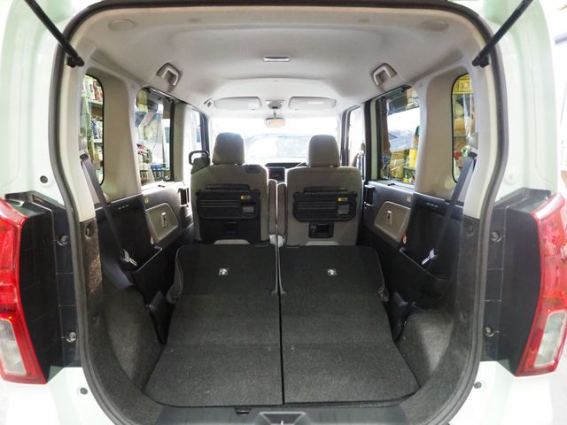 DAIHATSU TANTO 2020 Image 31