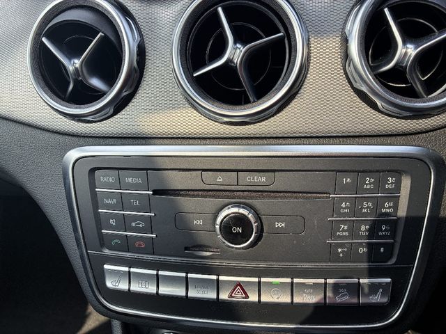 MERCEDES BENZ GLA CL 2017 Image 31