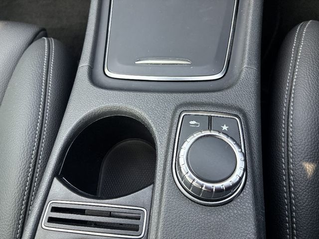 MERCEDES BENZ GLA CL 2017 Image 31