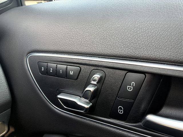 MERCEDES BENZ GLA CL 2017 Image 31