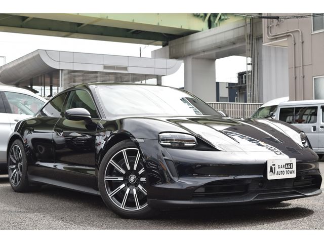 PORSCHE TAYCAN 2023 Image 31