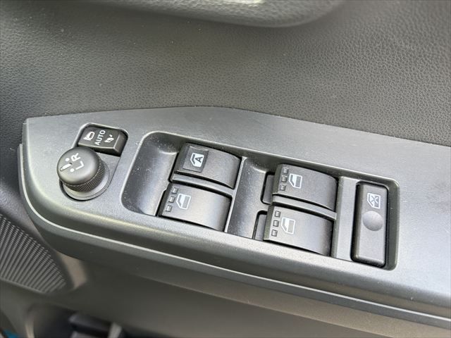 TOYOTA PIXIS MEGA 2021 Image 31