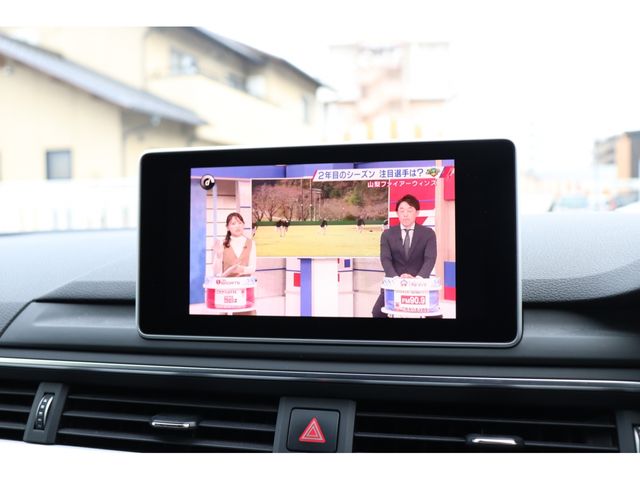 AUDI A4 AVANT 2018 Image 31