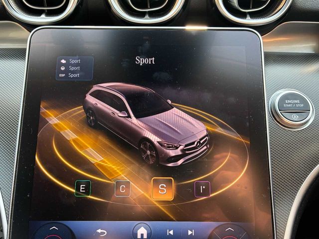 MERCEDES BENZ C CLAS 2022 Image 31