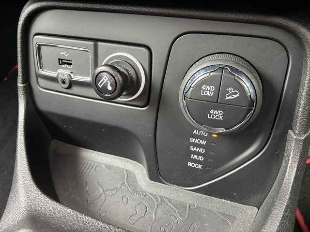 JEEP RENEGADE 4WD 2017 Image 31