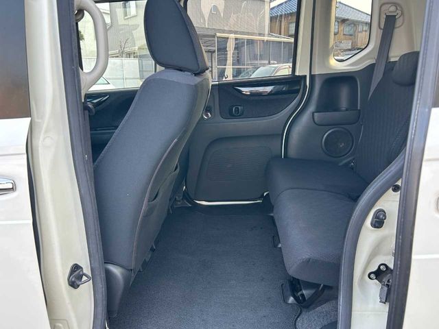 HONDA N BOX CUSTOM 2012 Image 31