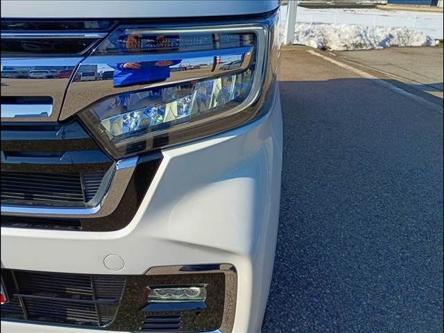 HONDA N BOX CUSTOM 2021 Image 31