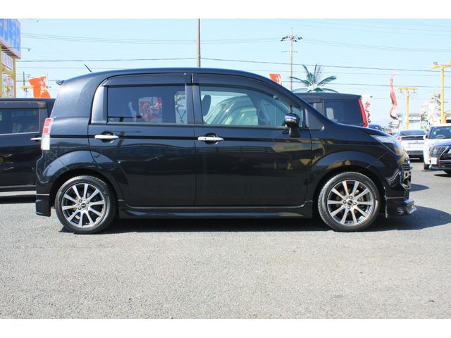 TOYOTA SPADE 2014 Image 31