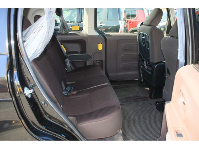 TOYOTA SPADE 2014 Image 31