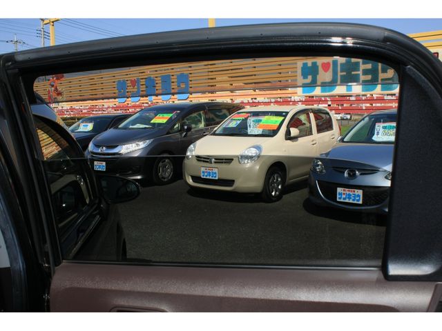 TOYOTA SPADE 2014 Image 31