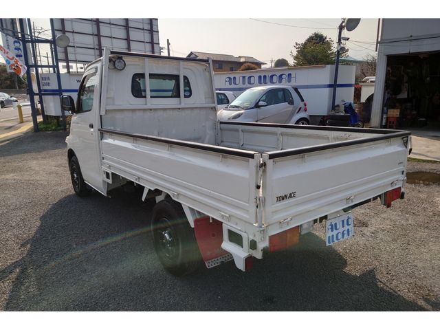 TOYOTA TOWNACE TRUCK 2WD 2020 Image 31