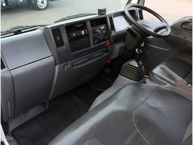 ISUZU ELF 2015 Image 31