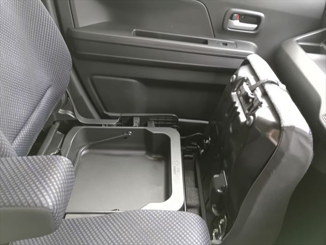 SUZUKI WAGON R 2020 Image 31