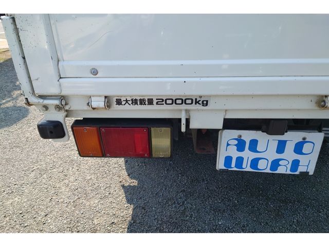 ISUZU ELF 2006 Image 31