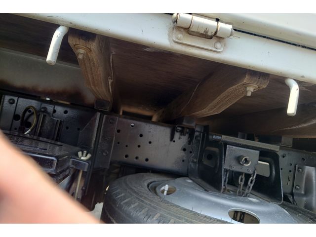 ISUZU ELF 2006 Image 31