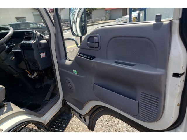 ISUZU ELF 2006 Image 31