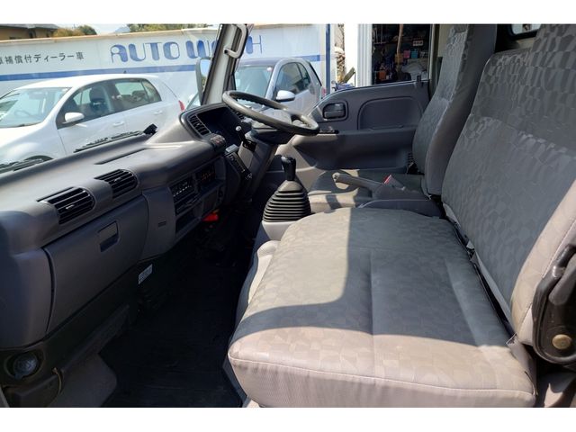 ISUZU ELF 2006 Image 31