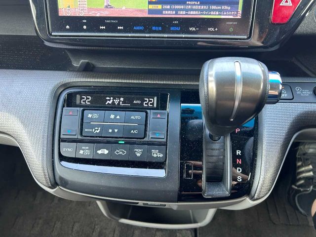 HONDA STEPWAGON 2016 Image 31